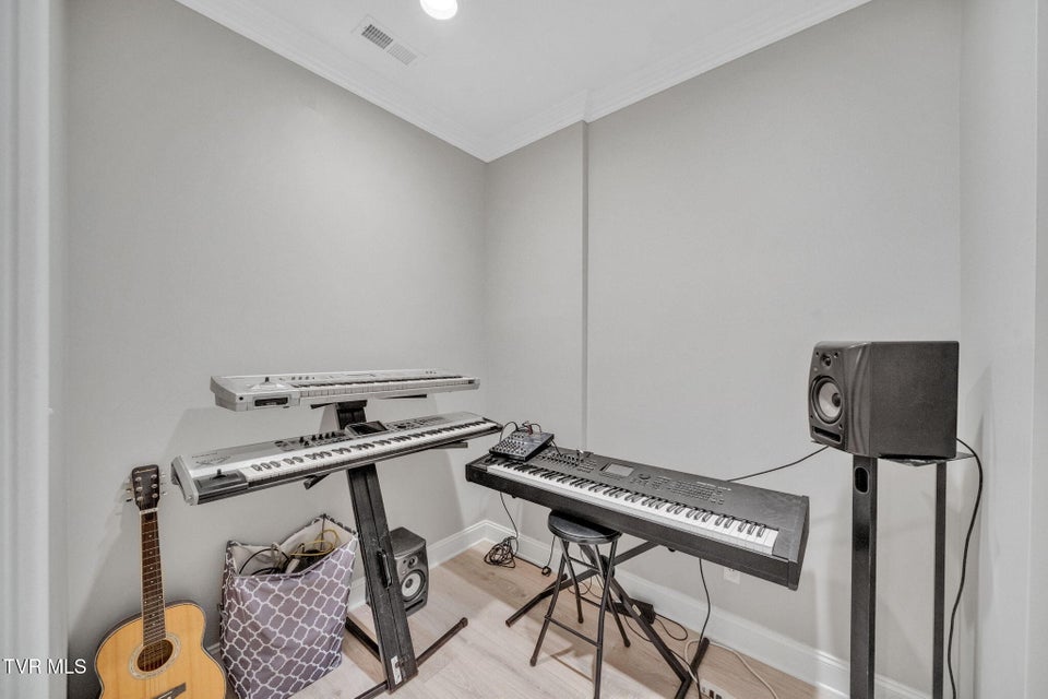 Photo #53: 301 Sunset Ridge Court