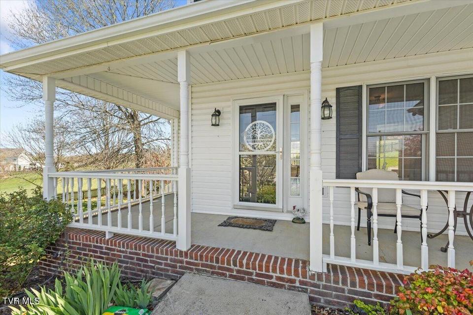 Photo #4: 3 Shelldrake Court