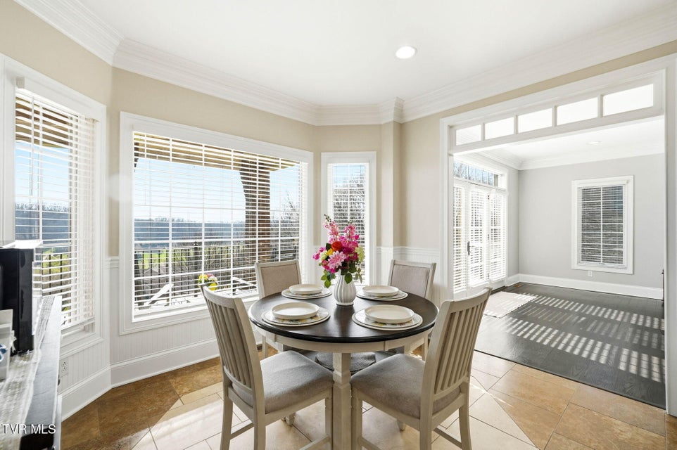 Photo #11: 301 Sunset Ridge Court