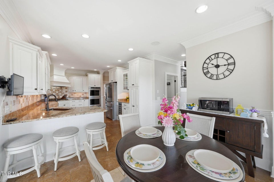 Photo #13: 301 Sunset Ridge Court