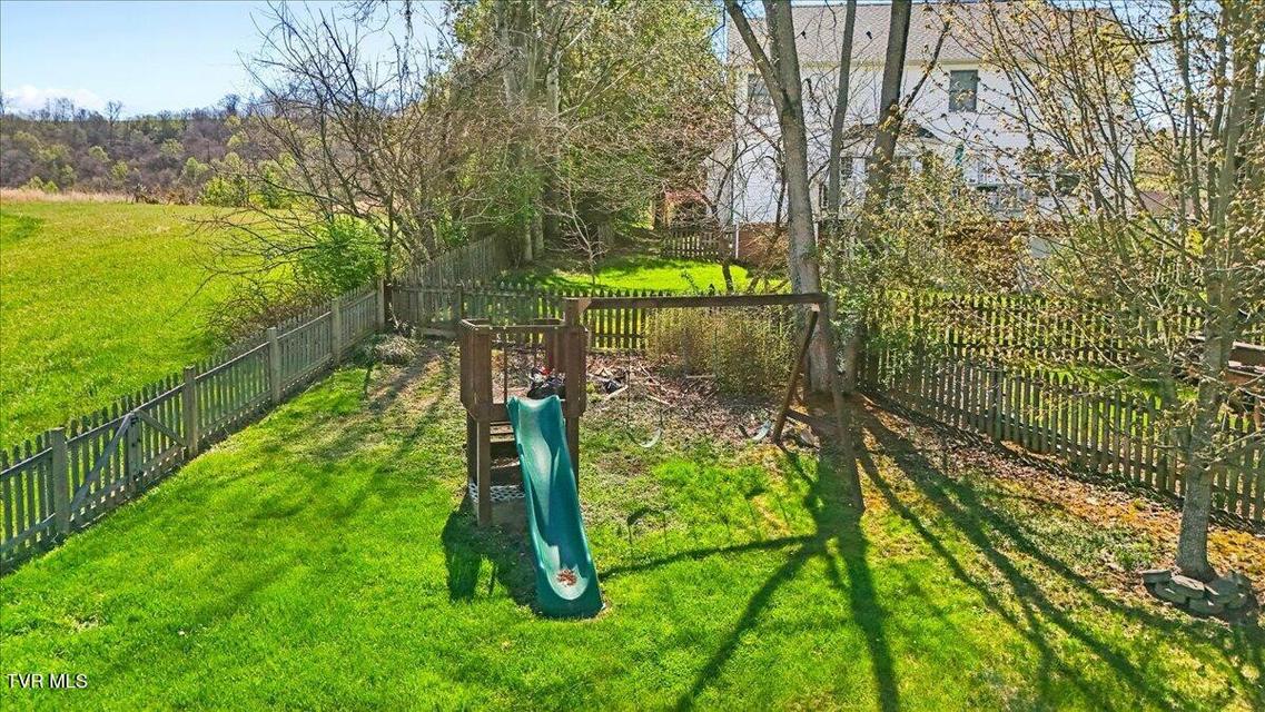 Photo #7: 3 Shelldrake Court