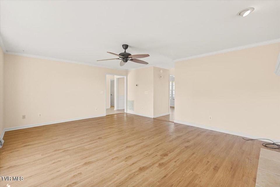 Photo #23: 3 Shelldrake Court