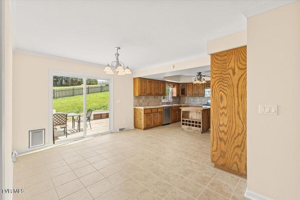 Photo #16: 3 Shelldrake Court