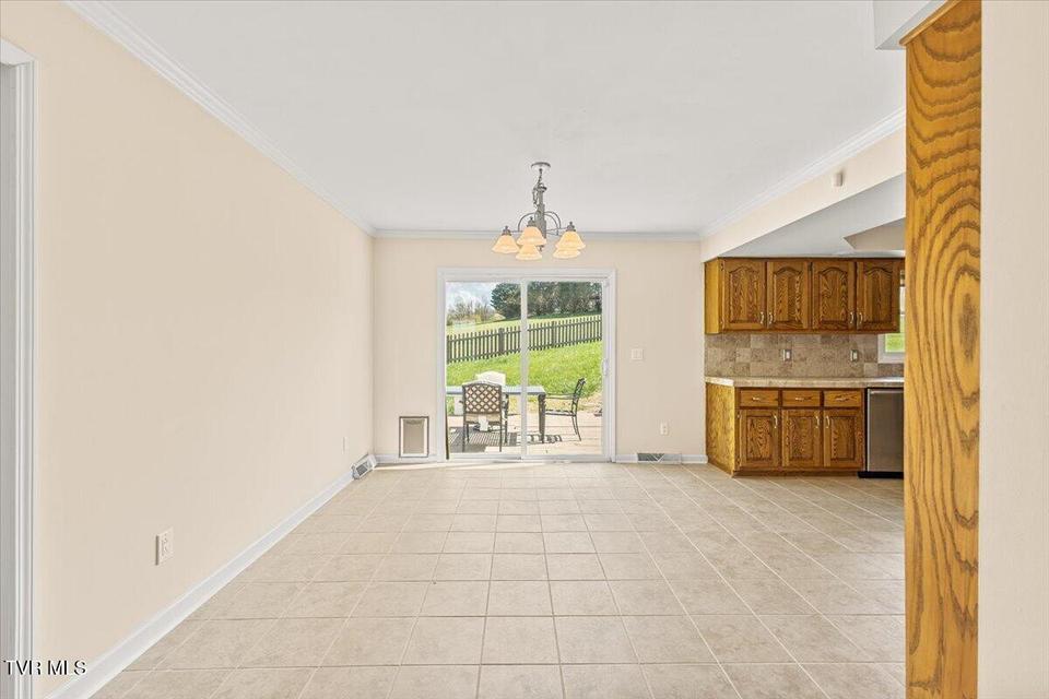 Photo #18: 3 Shelldrake Court