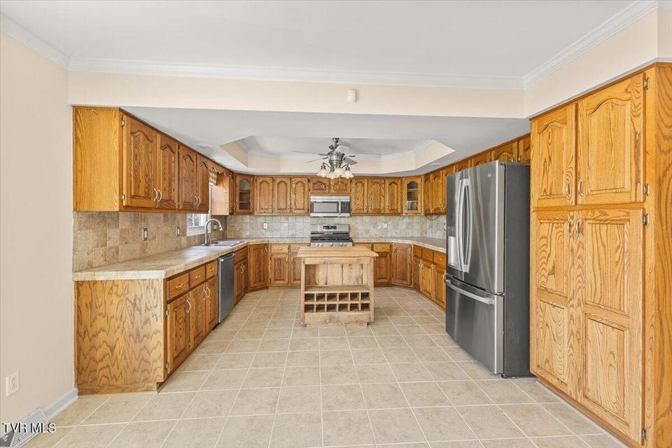 Photo #17: 3 Shelldrake Court