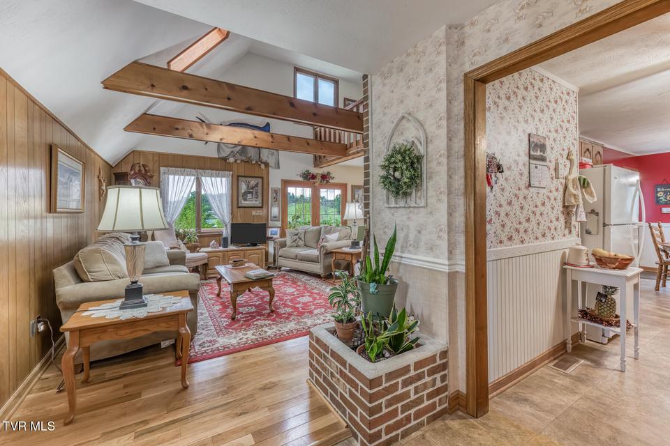 Photo #9: 261 Calvary Lane