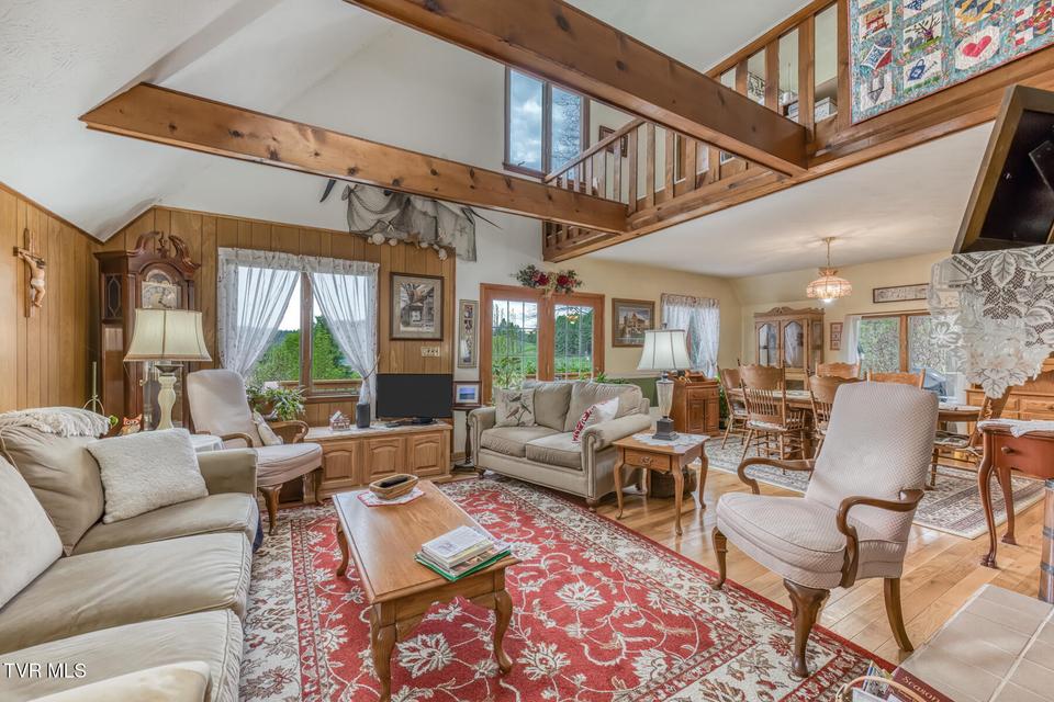 Photo #10: 261 Calvary Lane