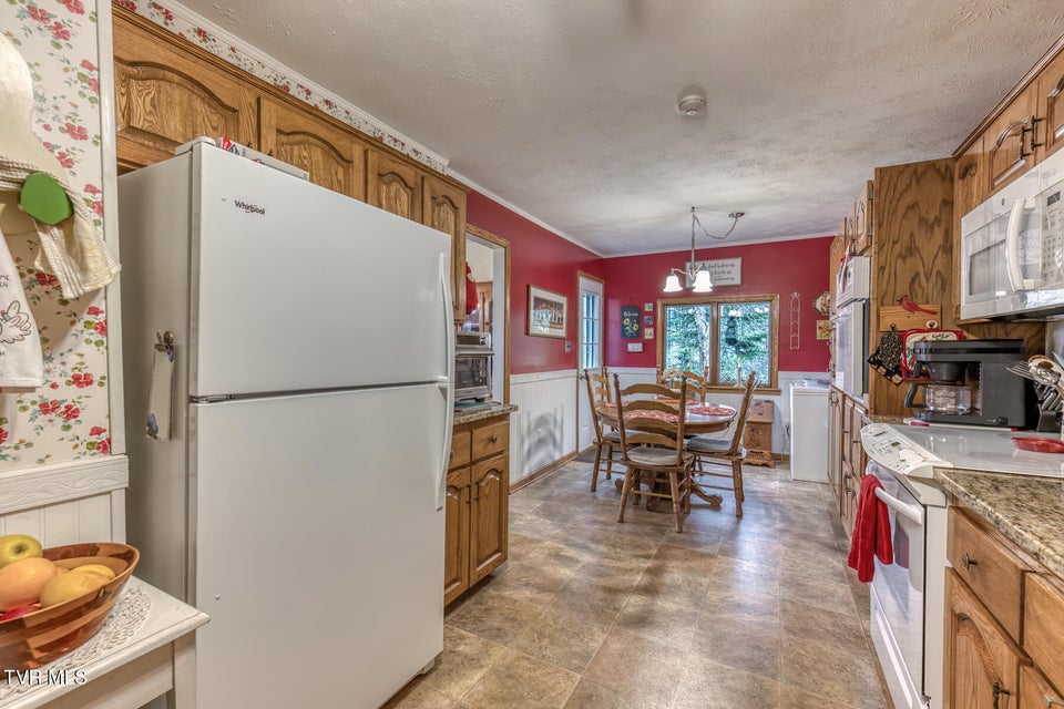 Photo #20: 261 Calvary Lane