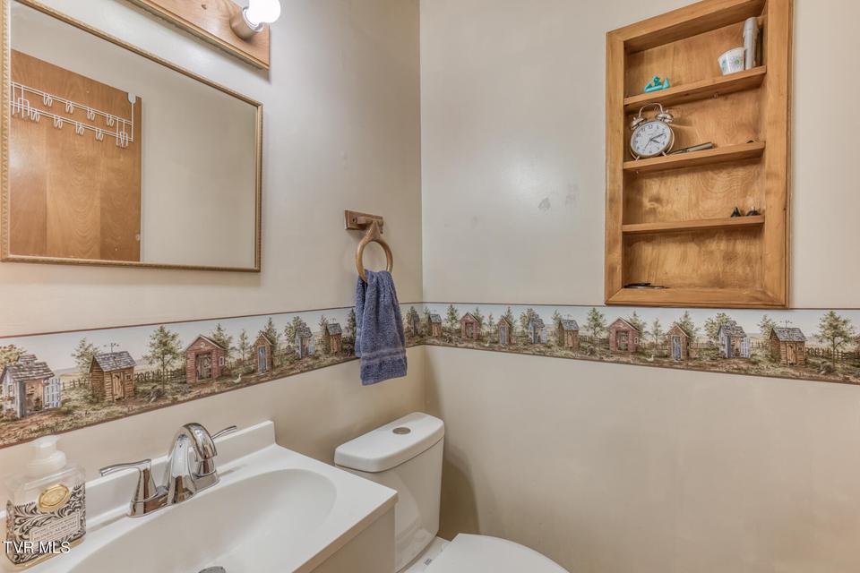 Photo #28: 261 Calvary Lane