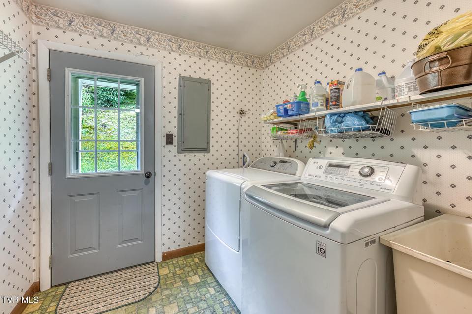 Photo #29: 261 Calvary Lane