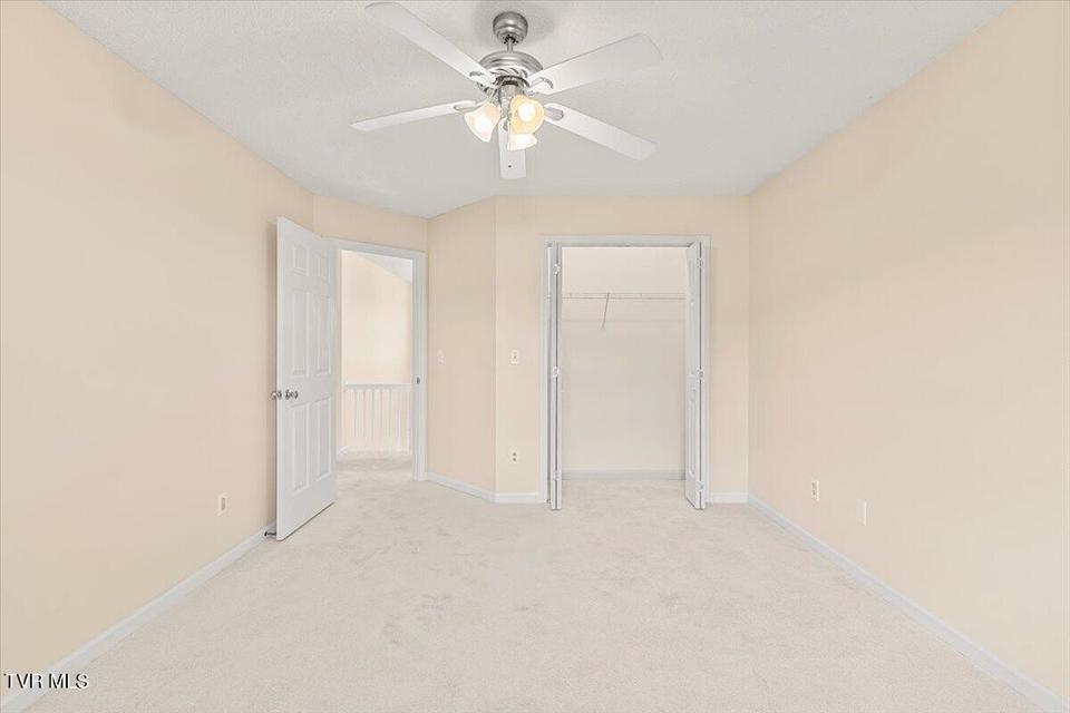 Photo #28: 3 Shelldrake Court