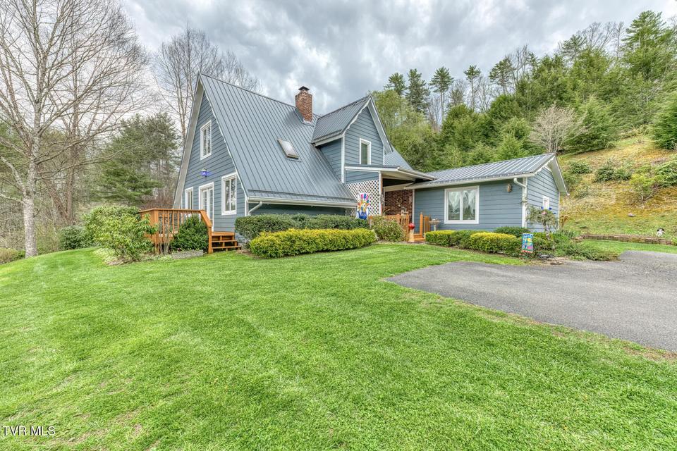 Photo #41: 261 Calvary Lane