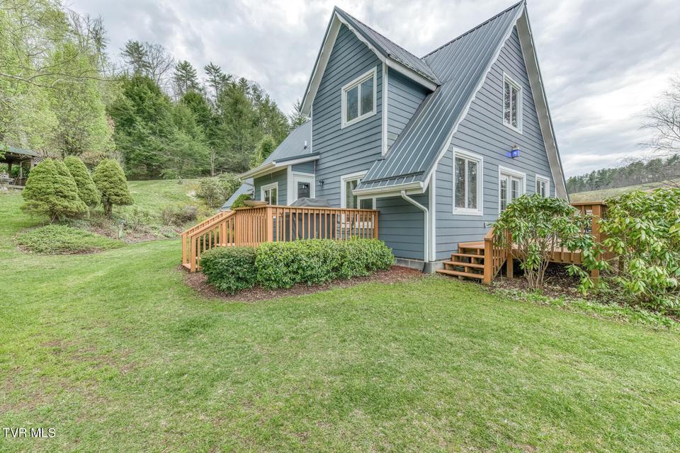 Photo #45: 261 Calvary Lane