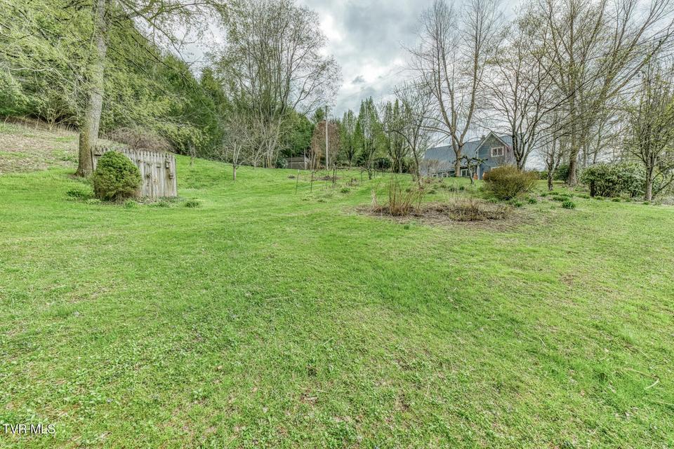 Photo #53: 261 Calvary Lane