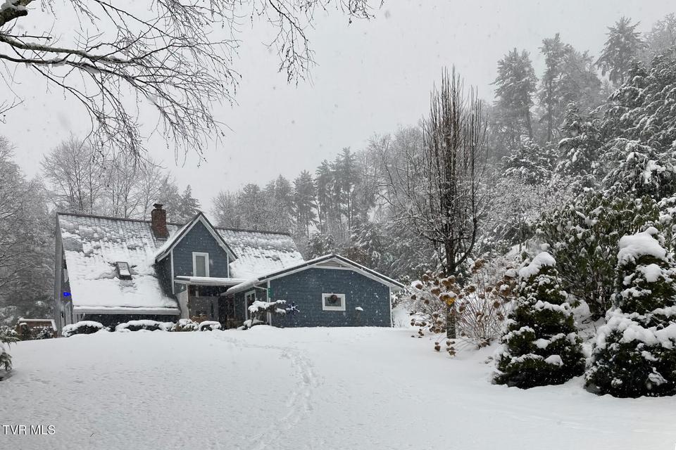 Photo #63: 261 Calvary Lane