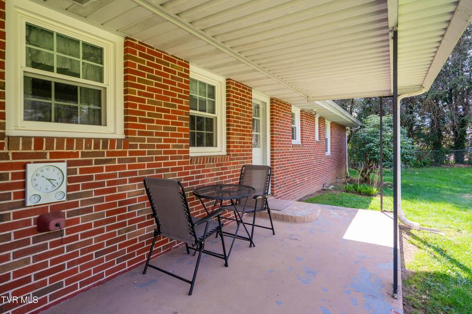 Photo #26: 2000 Lee Highway