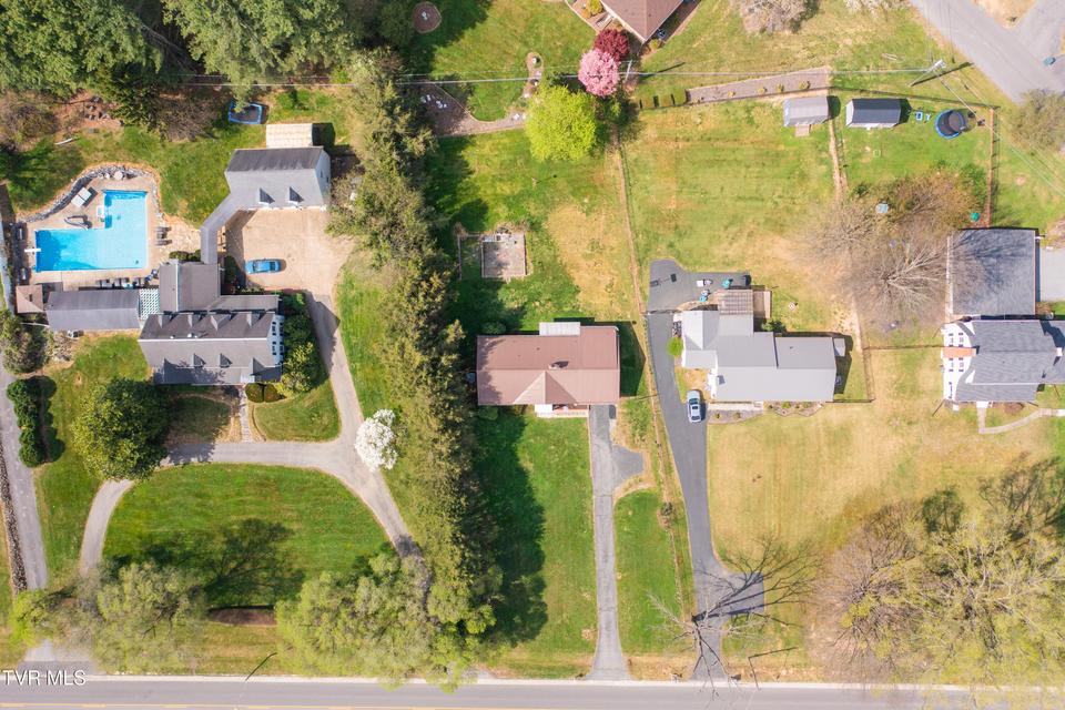 Photo #29: 2000 Lee Highway