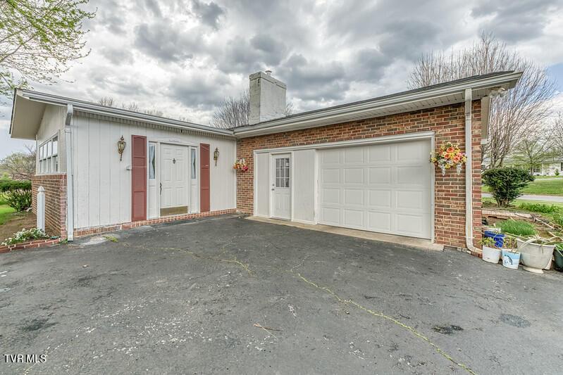 Photo #31: 1805 Broadmoor Road