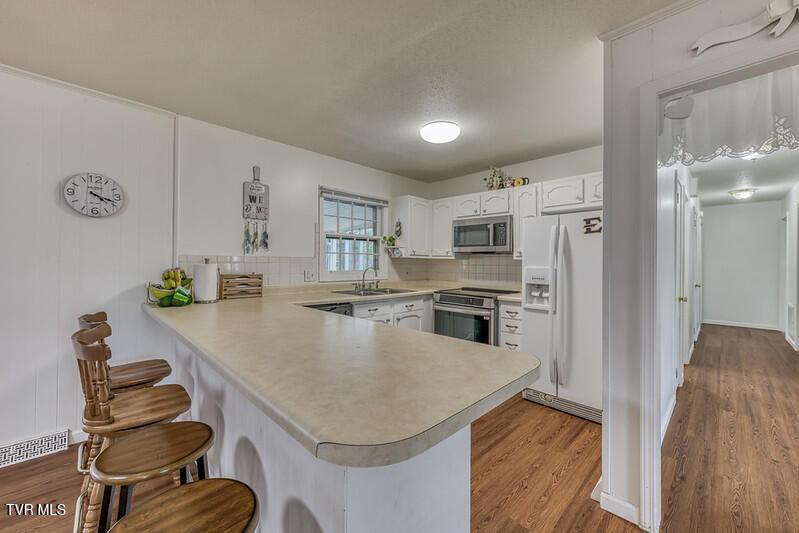 Photo #7: 1805 Broadmoor Road