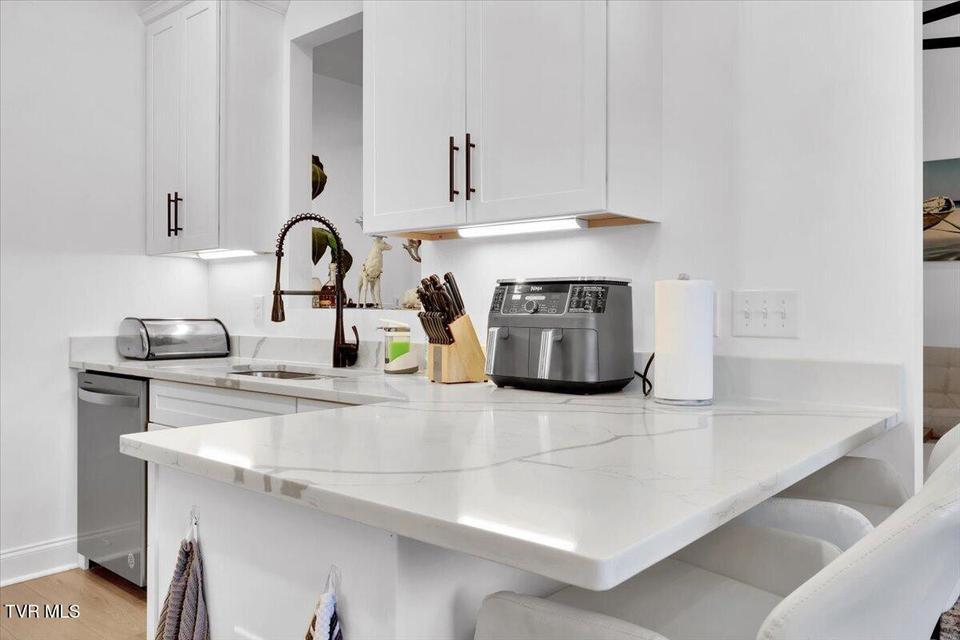 Photo #15: 868 Granby Road