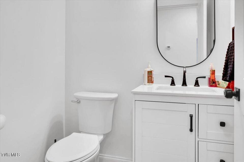 Photo #23: 868 Granby Road