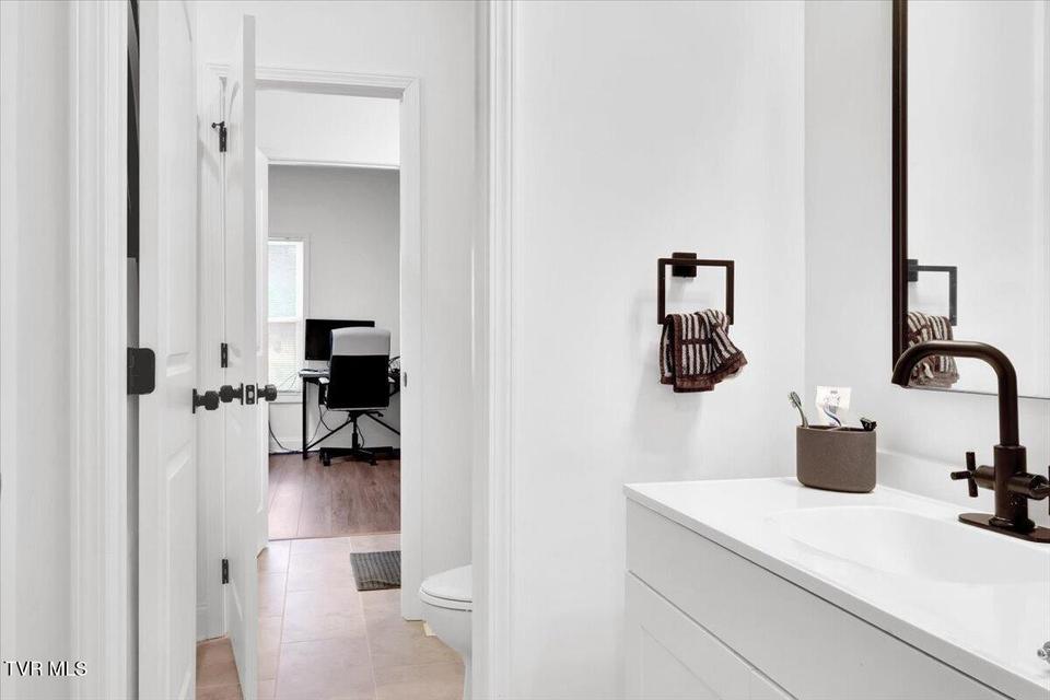 Photo #29: 868 Granby Road