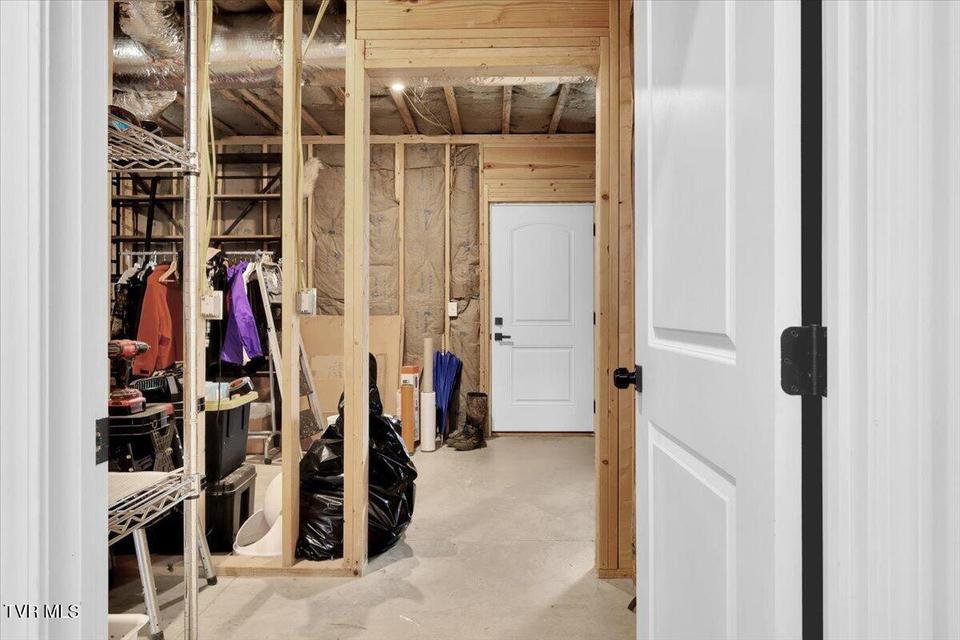 Photo #37: 868 Granby Road