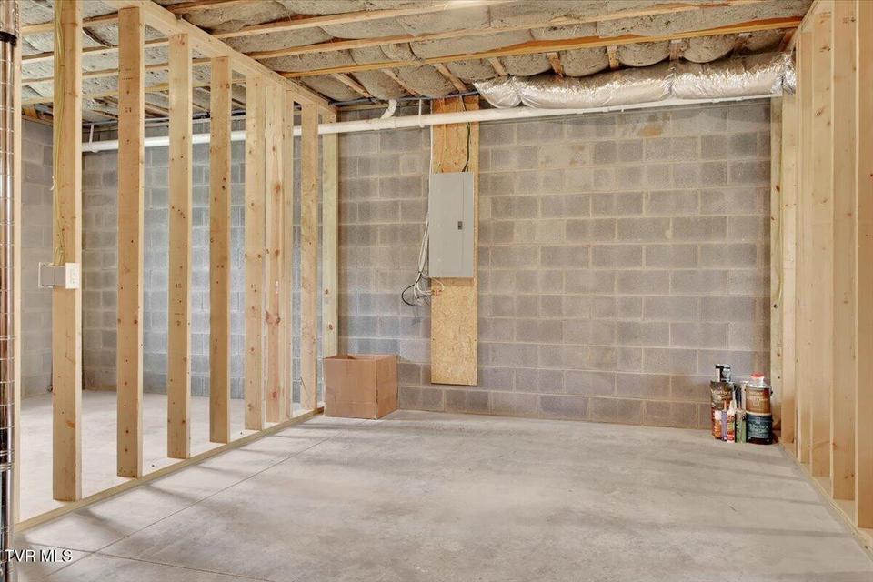 Photo #38: 868 Granby Road