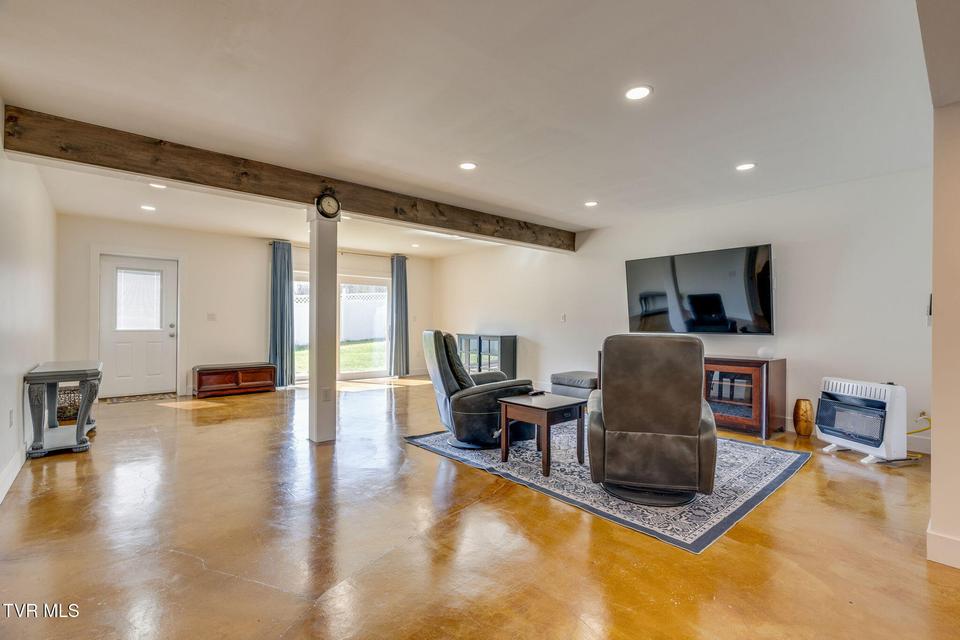 Photo #33: 477 Sand Ridge Circle