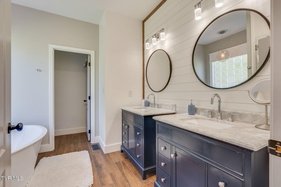 Photo #23: 477 Sand Ridge Circle