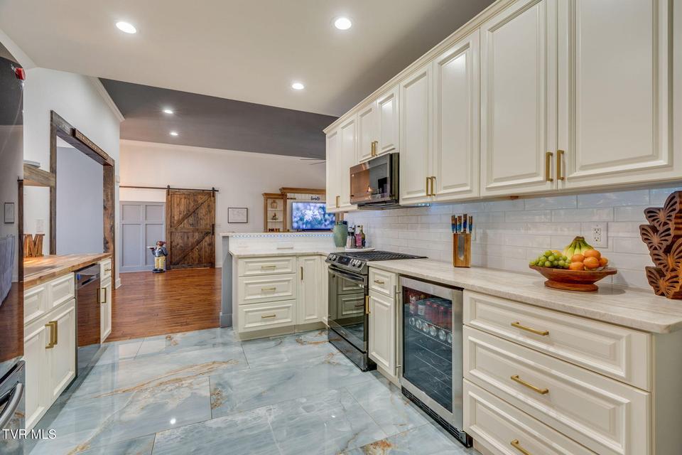 Photo #17: 477 Sand Ridge Circle