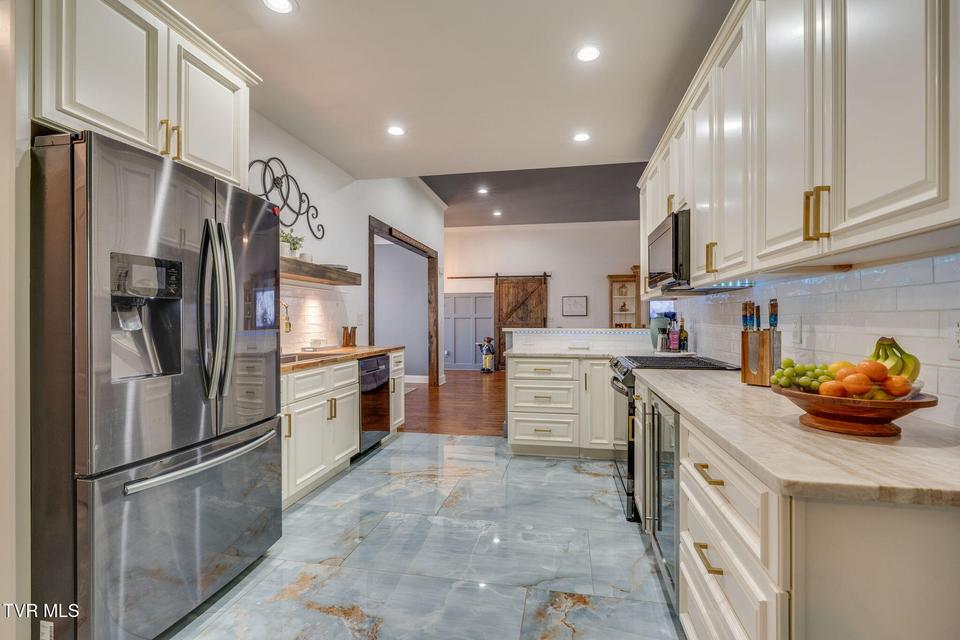 Photo #15: 477 Sand Ridge Circle