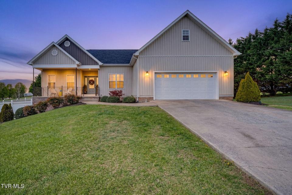 Photo #2: 477 Sand Ridge Circle