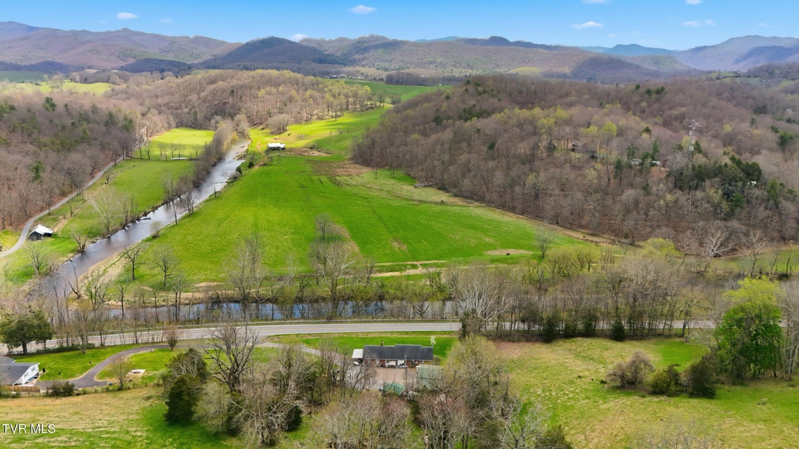 Photo #40: 20180 Monroe Road