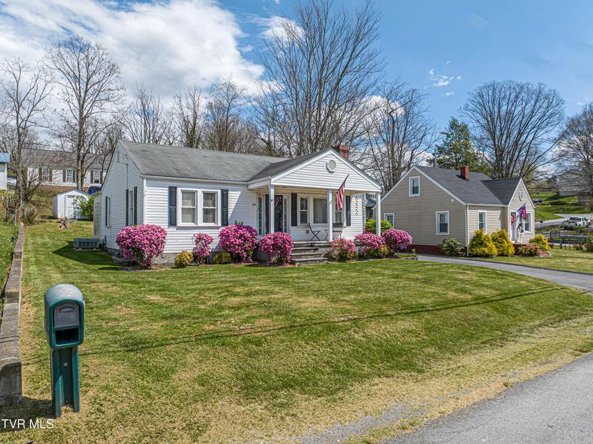 Photo #4: 326 Fuller Street