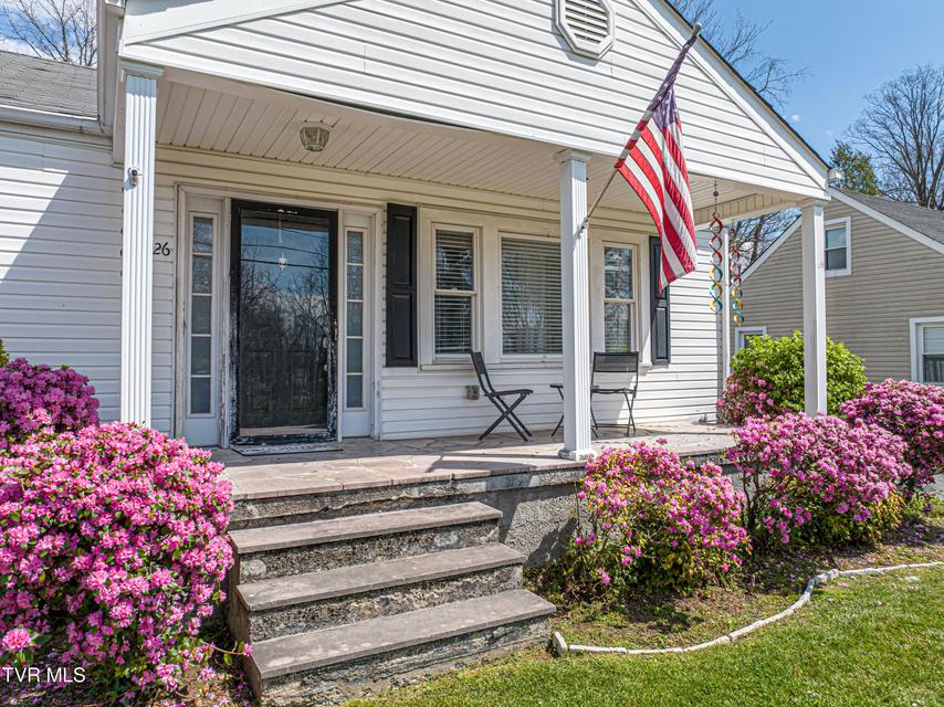 Photo #5: 326 Fuller Street