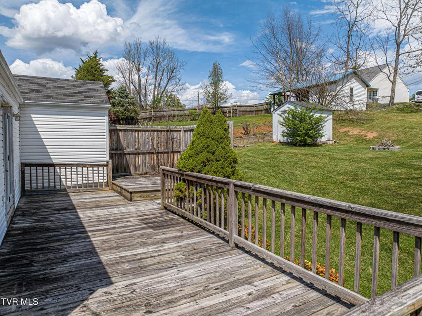 Photo #10: 326 Fuller Street