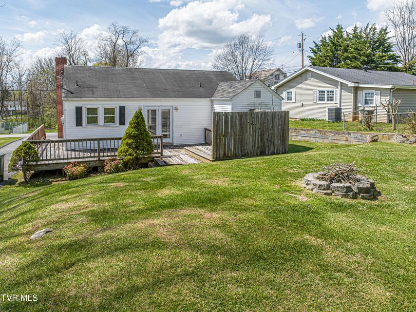 Photo #16: 326 Fuller Street