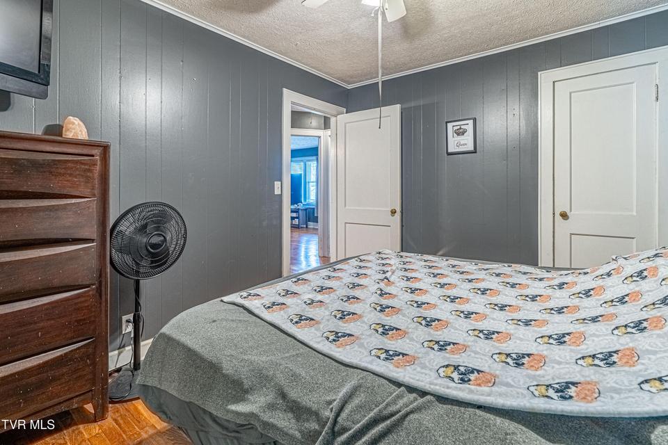 Photo #37: 326 Fuller Street