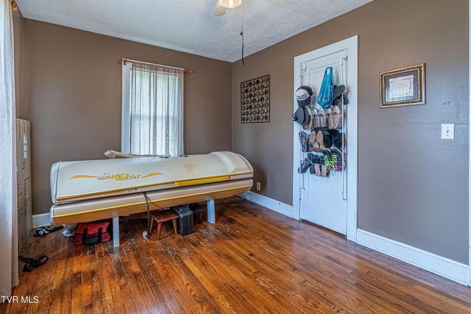 Photo #43: 326 Fuller Street