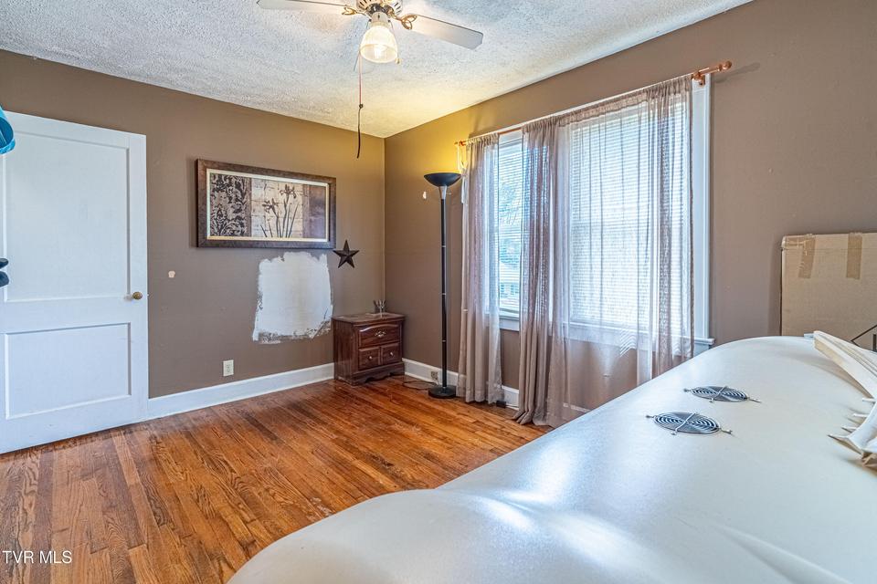 Photo #45: 326 Fuller Street