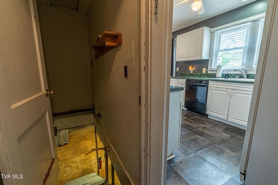 Photo #46: 326 Fuller Street