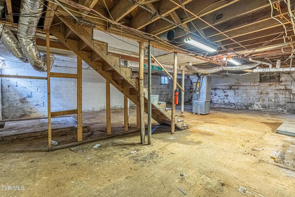 Photo #50: 326 Fuller Street