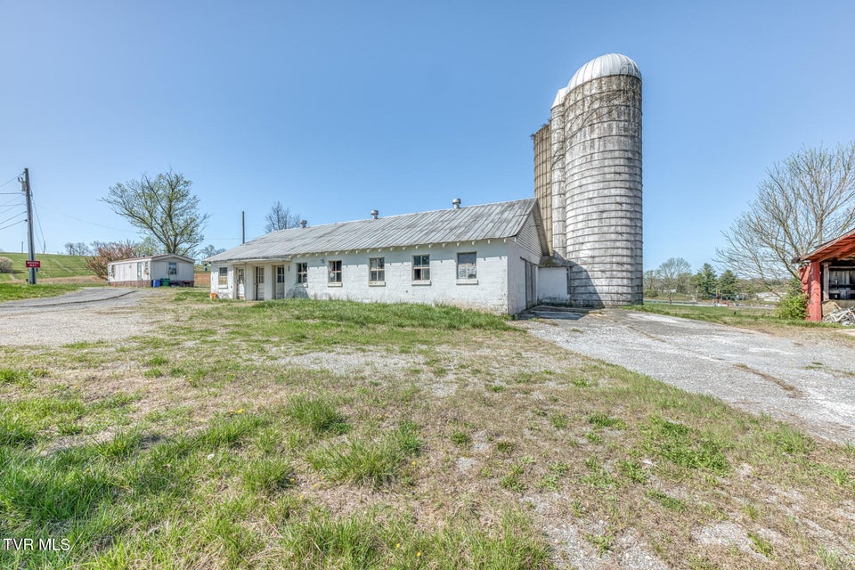 Photo #14: 191 White Top Road