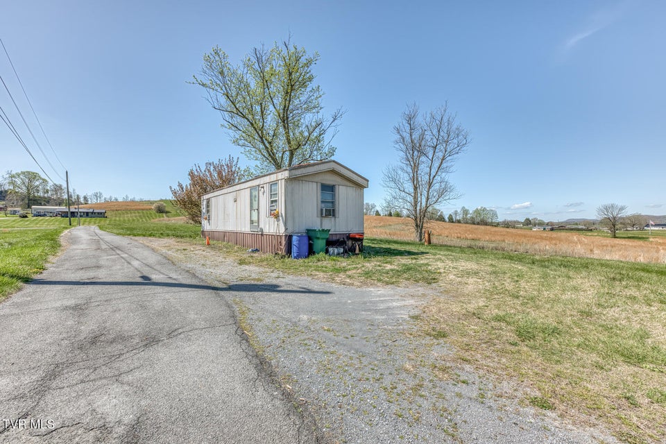 Photo #16: 191 White Top Road