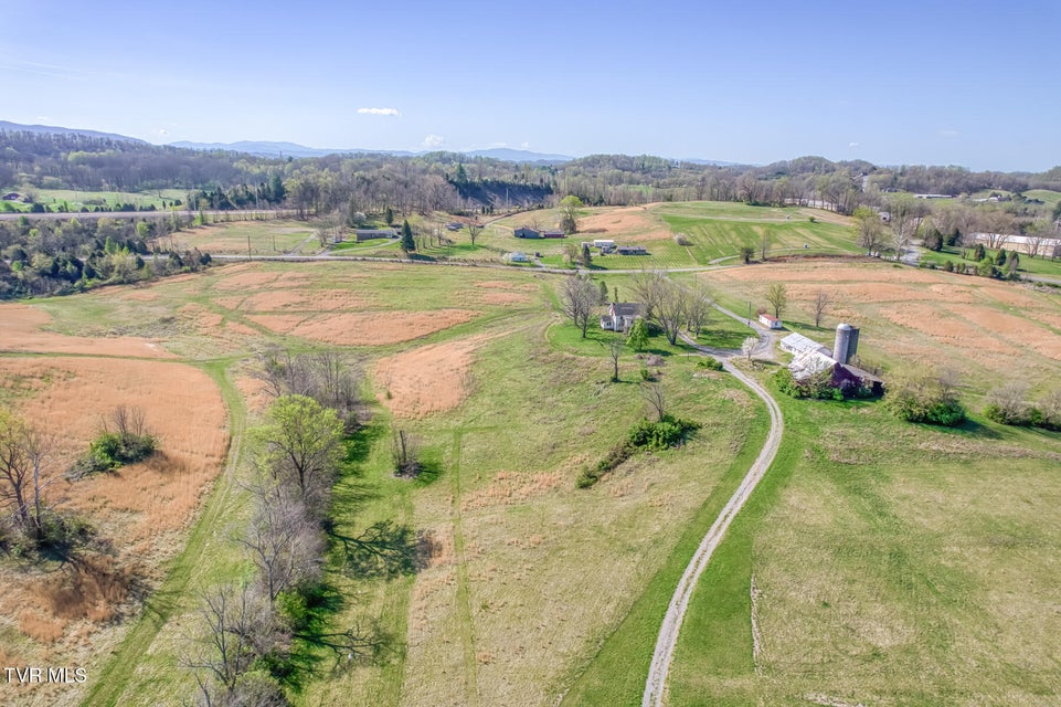 Photo #26: 191 White Top Road