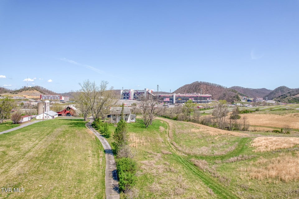 Photo #67: 191 White Top Road