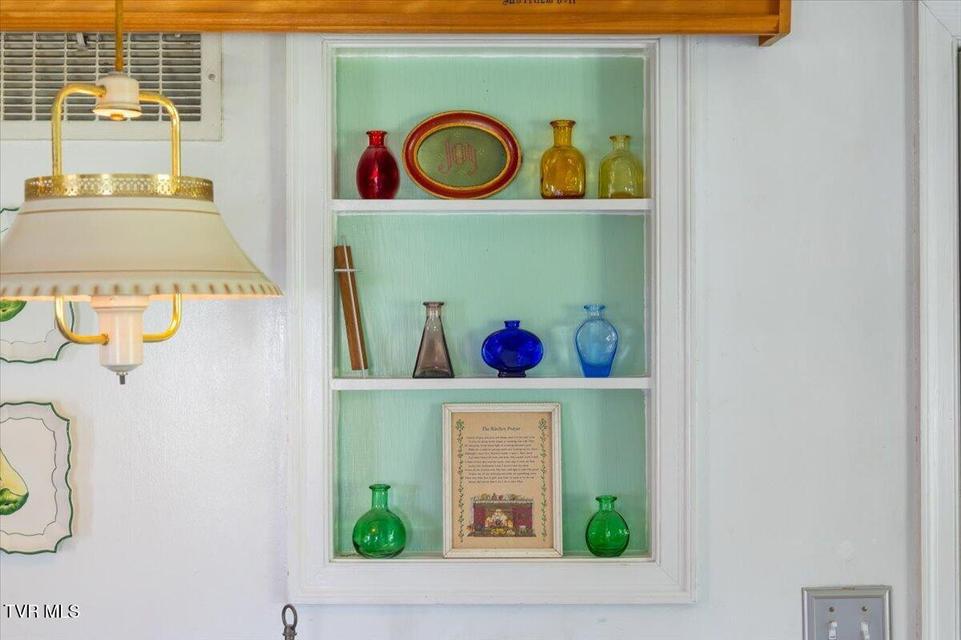 Photo #11: 219 Gilmer Park