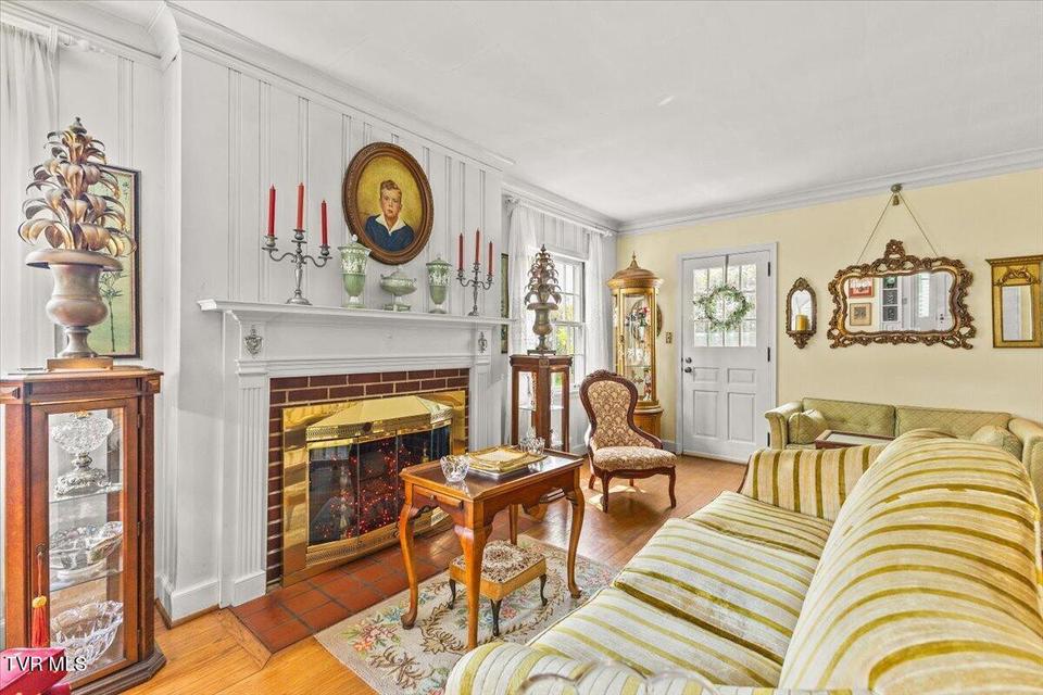 Photo #19: 219 Gilmer Park