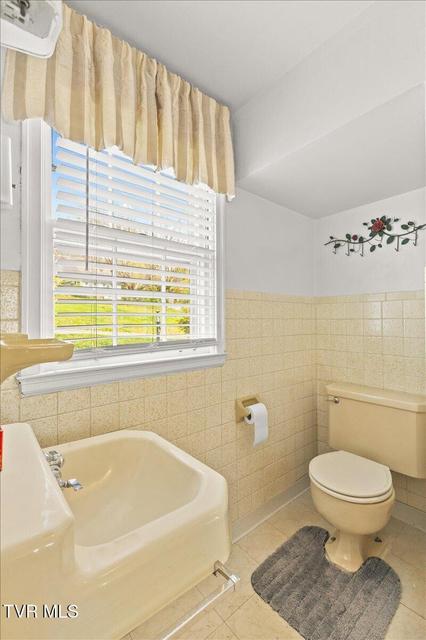 Photo #29: 219 Gilmer Park